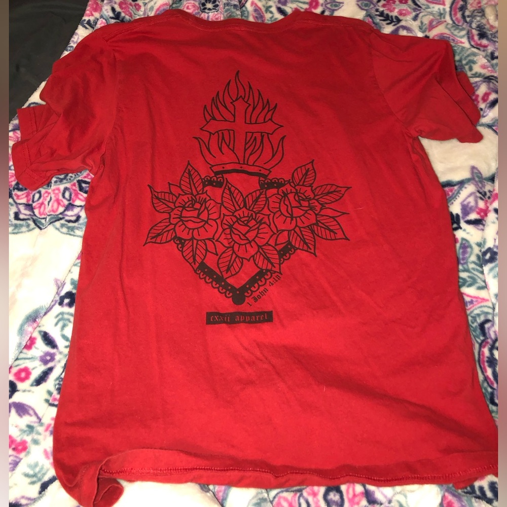 Love tee